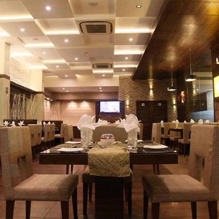 Hotel Le Grande Residency Ahmedabad Exterior foto