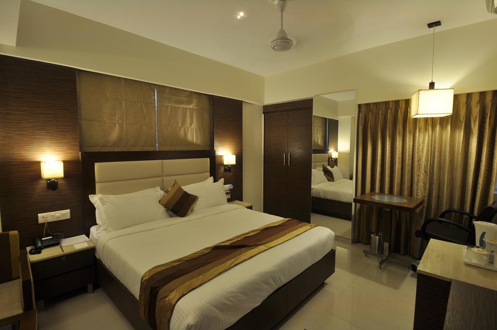 Hotel Le Grande Residency Ahmedabad Exterior foto