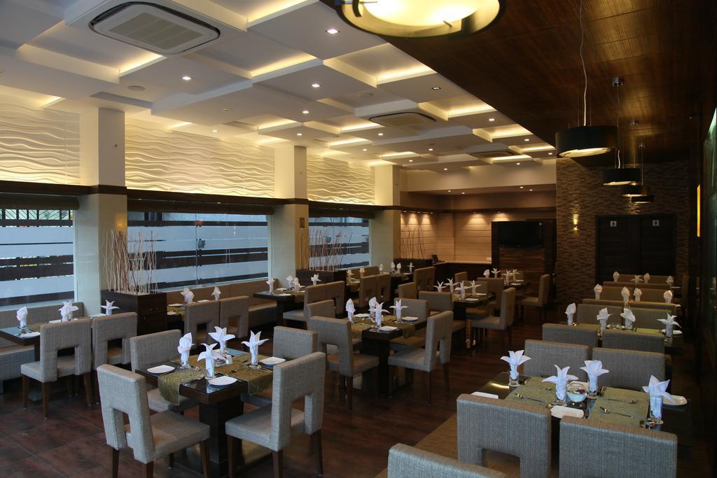 Hotel Le Grande Residency Ahmedabad Exterior foto