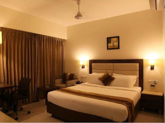 Hotel Le Grande Residency Ahmedabad Exterior foto